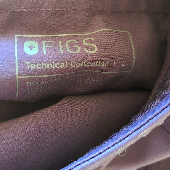 Figs Scrub Set (top/bottom) - Picture 3 of 4